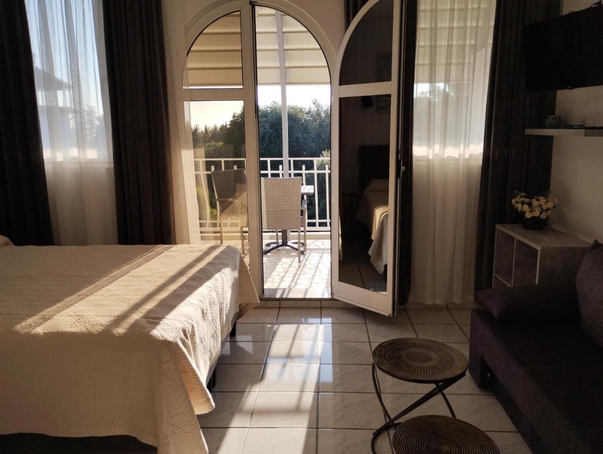 Apartments Ana - רוביני מראה חיצוני תמונה